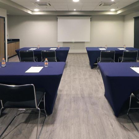 City Express Plus By Marriott Cali Colombia Екстер'єр фото