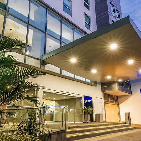 City Express Plus By Marriott Cali Colombia Екстер'єр фото