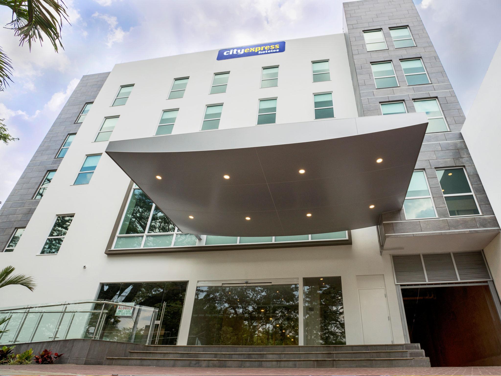 City Express Plus By Marriott Cali Colombia Екстер'єр фото